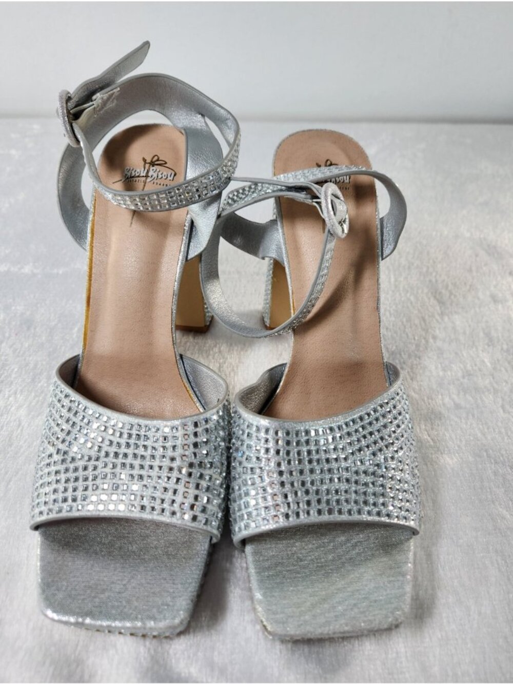 Bisou Bisou Michele Bohbot Silver Rhinestone Platform Sandals Square Toe Sz 8.5